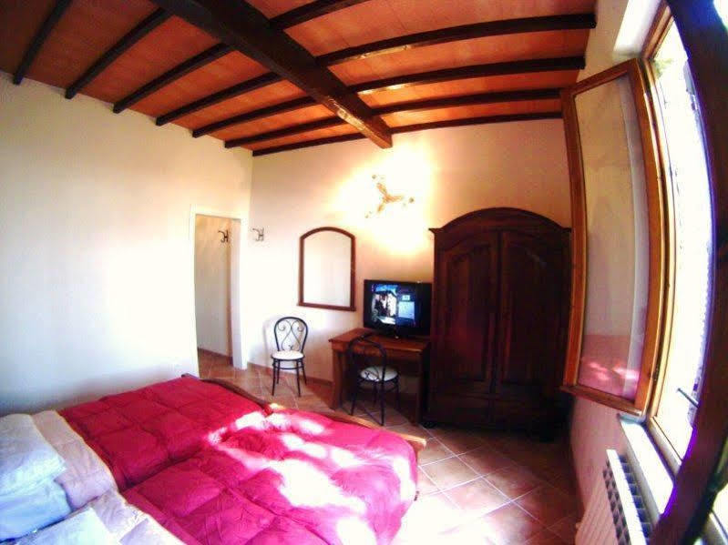 Casa Cecchi Bed & Breakfast Val di Pugna ภายนอก รูปภาพ