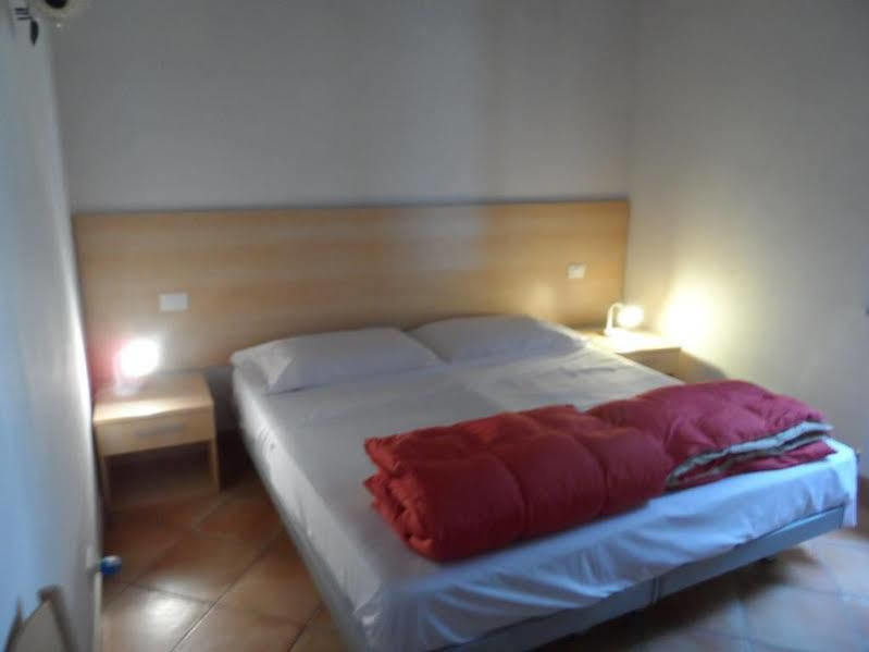 Casa Cecchi Bed & Breakfast Val di Pugna ภายนอก รูปภาพ